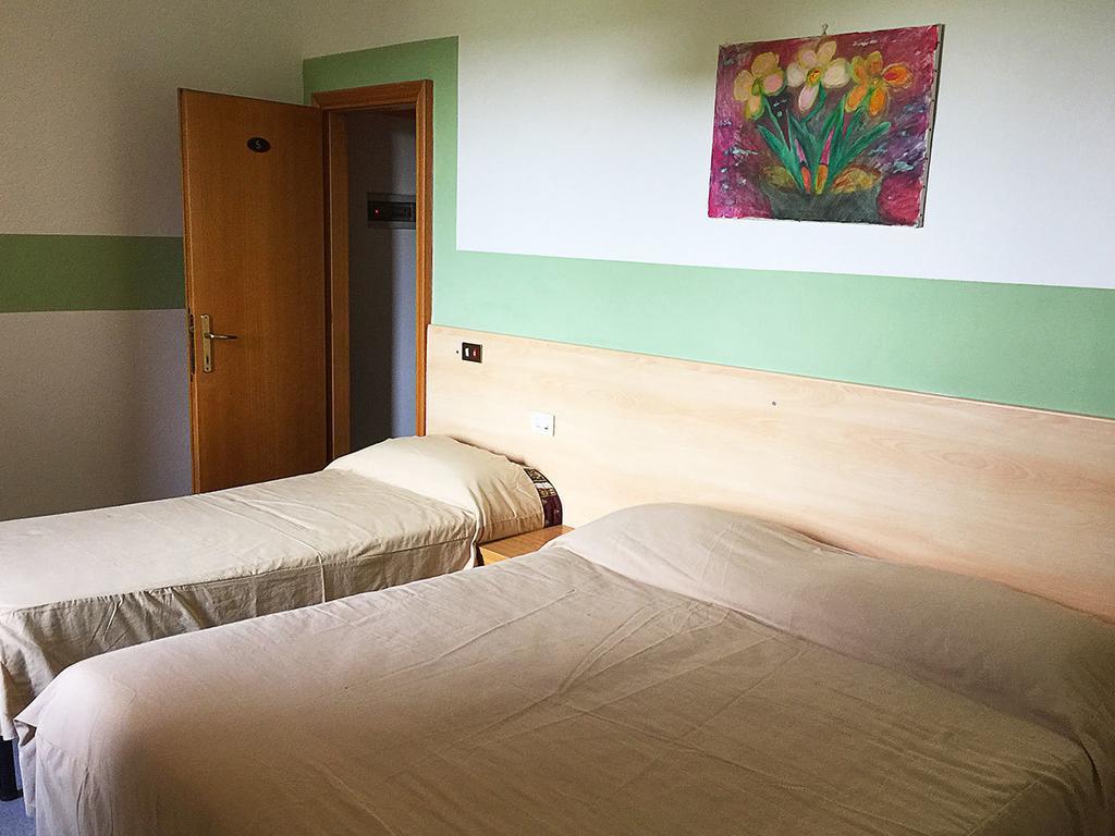 Albergo Ristorante La Torretta Castiglione dei Pepoli Quarto foto