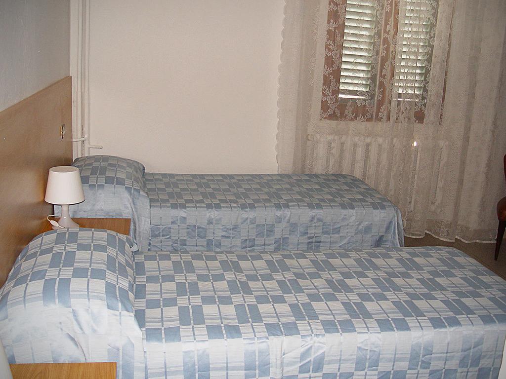 Albergo Ristorante La Torretta Castiglione dei Pepoli Quarto foto